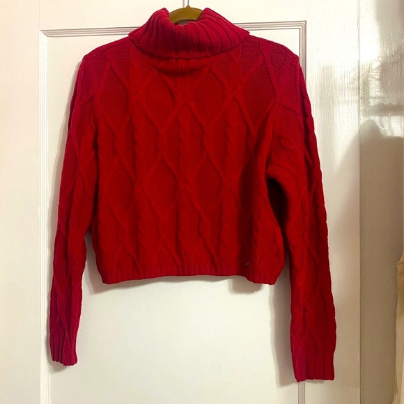 Sweater - Picture 2 of 4